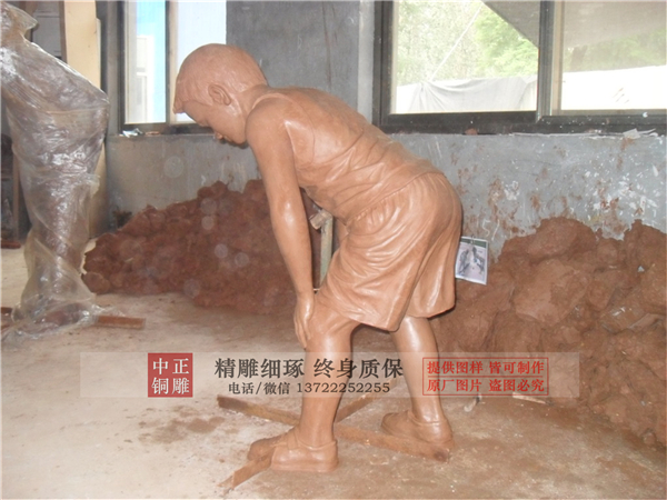 銅雕人物雕塑公司