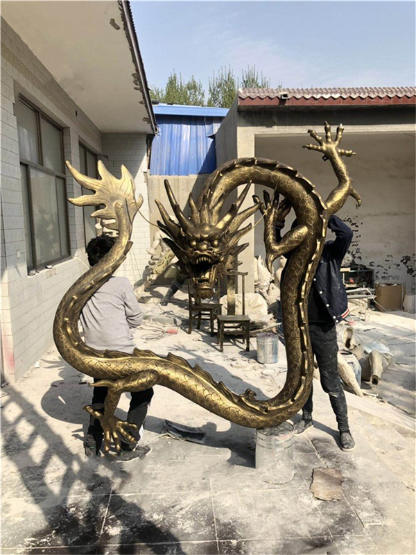 大堂銅龍雕塑.jpg 大堂銅龍雕塑.jpg