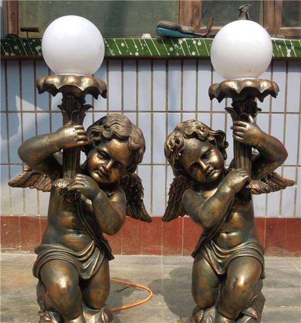 鑄銅天使雕塑.jpg 鑄銅天使雕塑.jpg