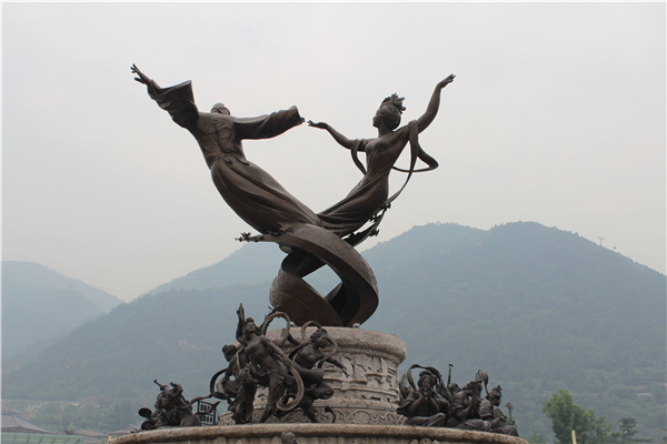 飛天廣場(chǎng)雕塑.jpg 飛天廣場(chǎng)雕塑.jpg