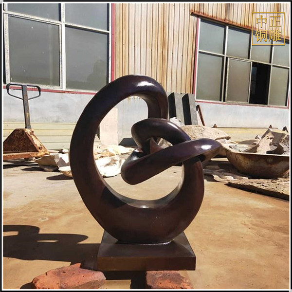 廣場抽象雕塑.jpg 廣場抽象雕塑.jpg