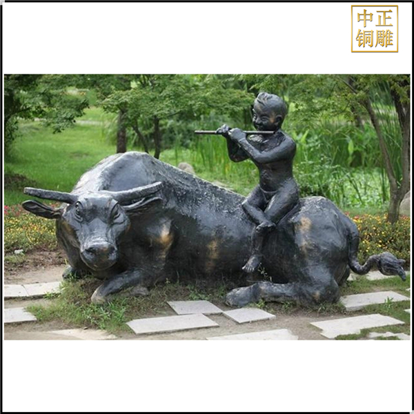 臥牛牧童雕塑