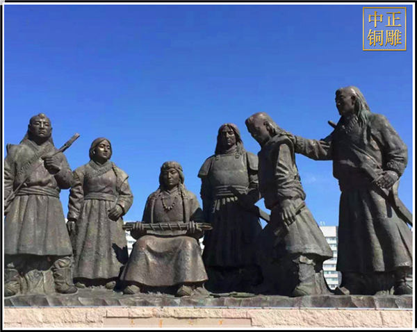 少數民族人物雕塑