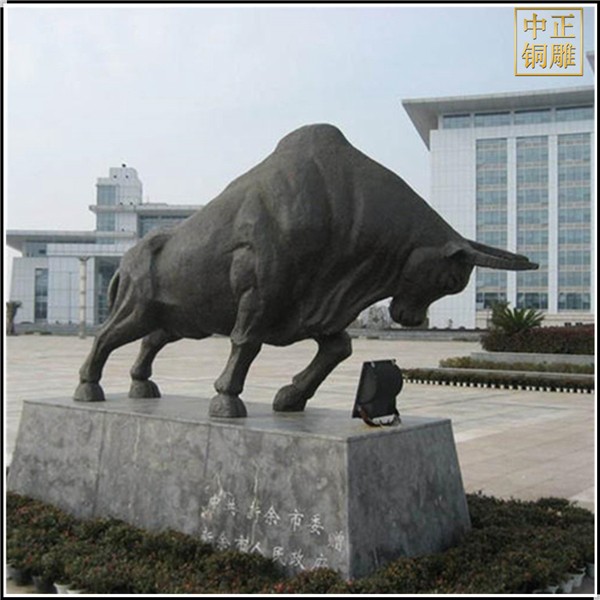 2米銅雕牛鑄造廠家.jpg