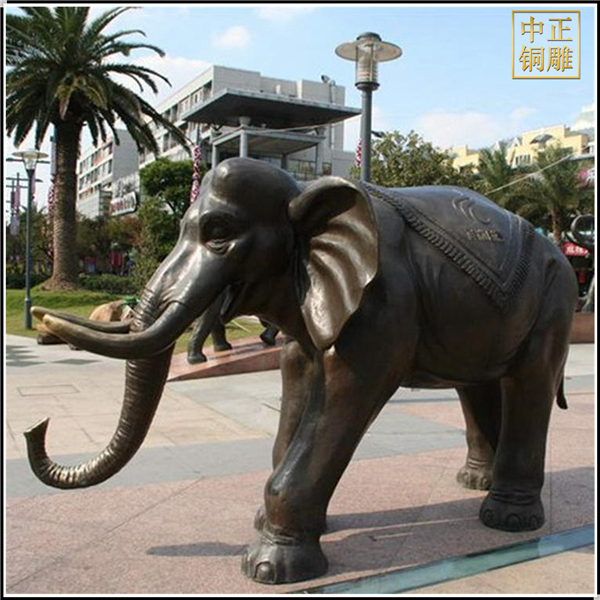 大型招財(cái)銅大象