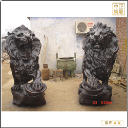 2米高銅獅子雕塑