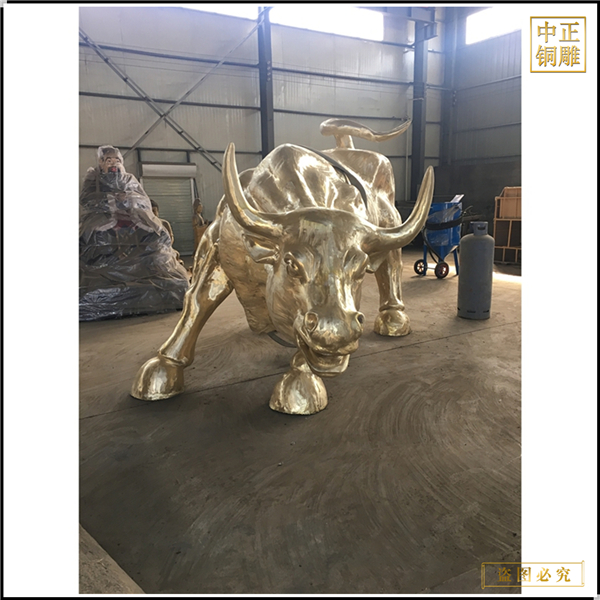 a華爾街牛擺件廠價.jpg a華爾街牛擺件廠價.jpg